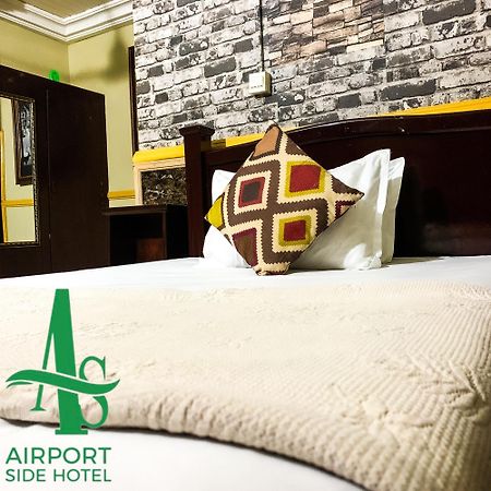 Airport Side Hotel Accra Buitenkant foto